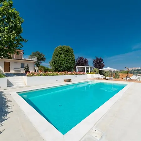 Casa Angela 6, Emma Villa Monte Urano