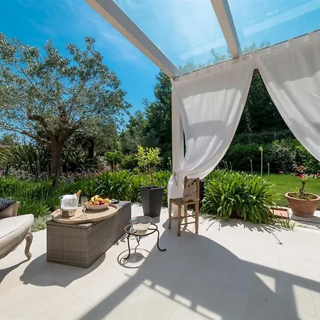 וילה Casa Angela 6, Emma