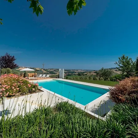 Casa Angela 6, Emma Villa