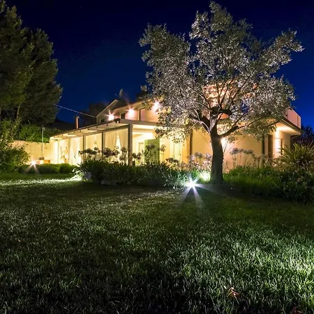 Casa Angela 6, Emma Villa Monte Urano